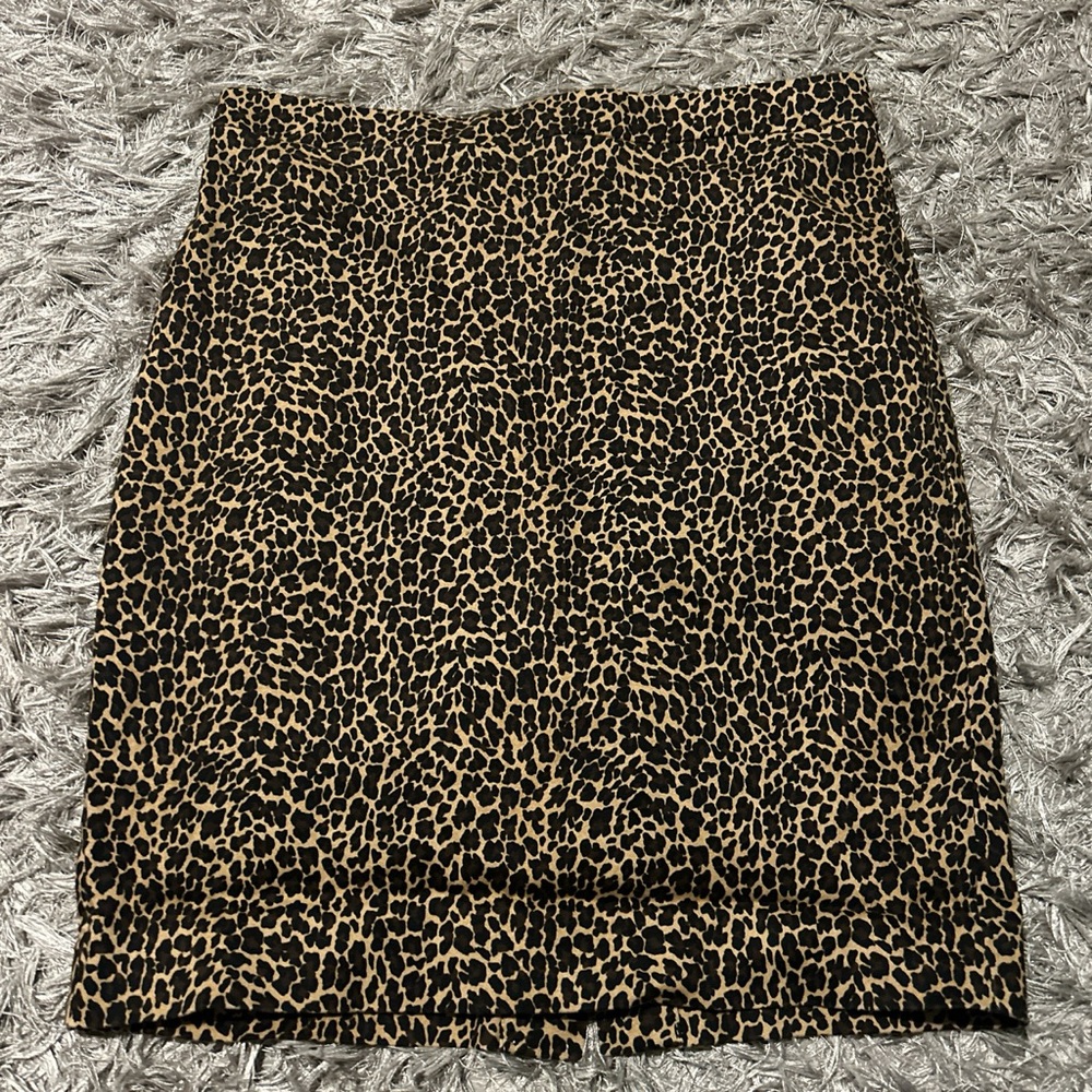 J.Crew skirt w/ slit in back